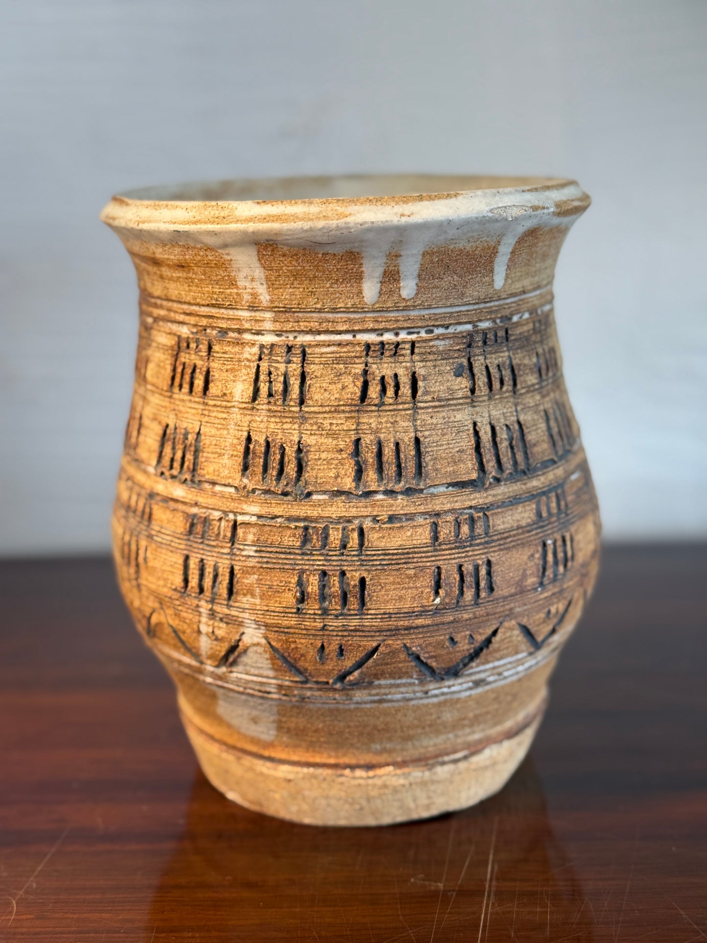 Leo Hansberry Ceramic Pottery · No. 3